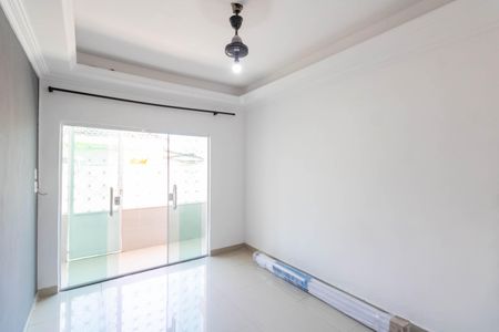 Sala de casa para alugar com 1 quarto, 60m² em Campo Grande, Rio de Janeiro
