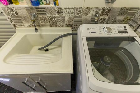 Apartamento à venda com 124m², 2 quartos e 1 vaga Apartamento à venda com 124m², 2 quartos e 1 vagaÁrea de Serviço