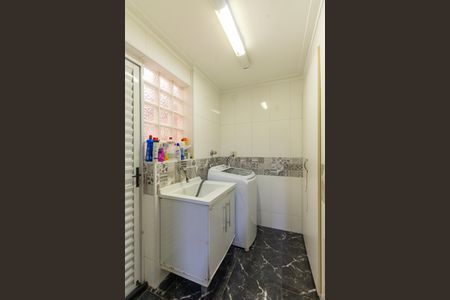 Apartamento à venda com 124m², 2 quartos e 1 vaga Apartamento à venda com 124m², 2 quartos e 1 vagaÁrea de Serviço