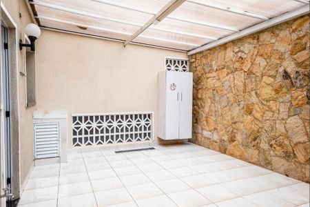 Apartamento à venda com 124m², 2 quartos e 1 vaga Apartamento à venda com 124m², 2 quartos e 1 vagaQuintal