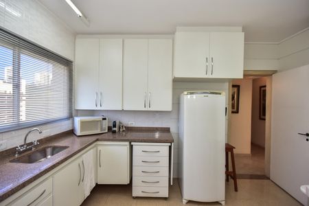 Apartamento para alugar com 142m², 3 quartos e 2 vagasCozinha