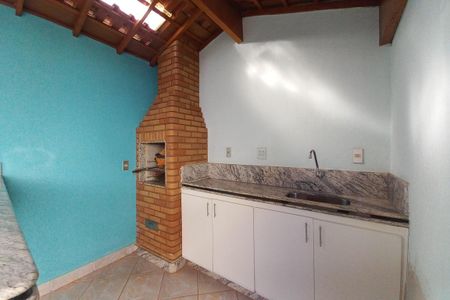 Casa à venda com 105m², 2 quartos e 3 vagasÁrea comum - Churrasqueira