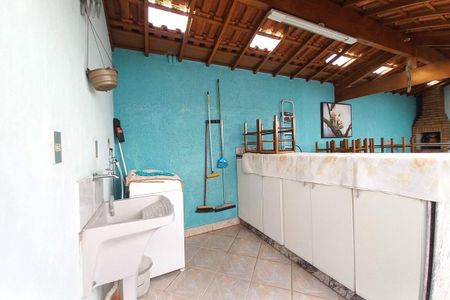 Casa à venda com 105m², 2 quartos e 3 vagasÁrea de Serviço