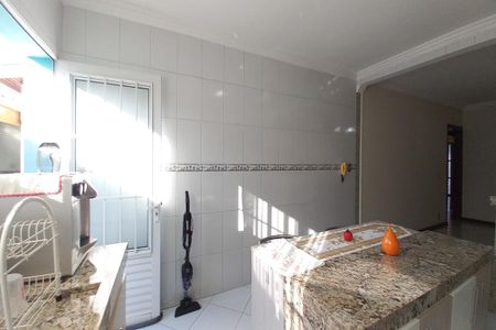 Casa à venda com 105m², 2 quartos e 3 vagasCozinha 