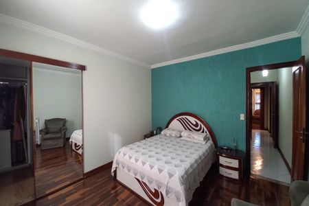 Casa à venda com 105m², 2 quartos e 3 vagasQuarto 2 - Suíte