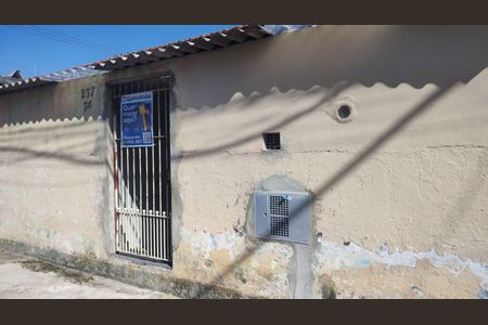 Casa para alugar com 40m², 1 quarto e sem vaga Casa para alugar com 40m², 1 quarto e sem vagaFachada