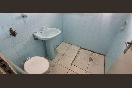 Banheiro Social de casa para alugar com 1 quarto, 40m² em Vila Vivaldi, São Bernardo do Campo