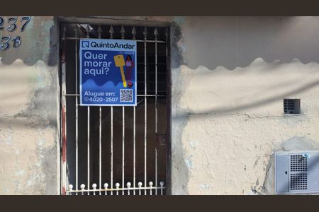 Casa para alugar com 40m², 1 quarto e sem vaga Casa para alugar com 40m², 1 quarto e sem vagaPlaca