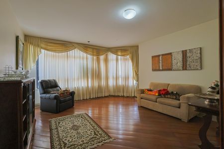 Sala de apartamento à venda com 4 quartos, 330m² em Serra, Belo Horizonte