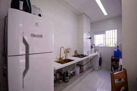 Apartamento à venda com 47m², 2 quartos e 1 vagaSala/Cozinha 