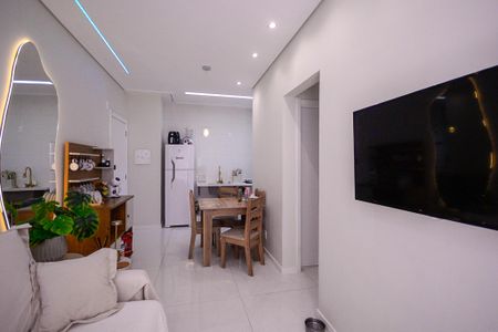 Apartamento à venda com 47m², 2 quartos e 1 vagaSala/Cozinha 