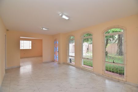 Sala de casa para alugar com 3 quartos, 140m² em Bigorrilho, Mogi das Cruzes