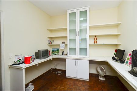 Apartamento para alugar com 175m², 3 quartos e 2 vagas Apartamento para alugar com 175m², 3 quartos e 2 vagasQuarto 1
