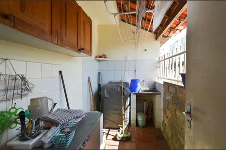 Apartamento para alugar com 175m², 3 quartos e 2 vagas Apartamento para alugar com 175m², 3 quartos e 2 vagasÁrea de Serviço