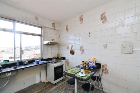 Apartamento para alugar com 175m², 3 quartos e 2 vagas Apartamento para alugar com 175m², 3 quartos e 2 vagasCozinha