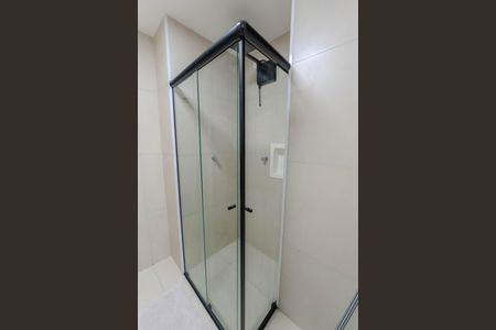 Banheiro de kitnet/studio para alugar com 1 quarto, 24m² em Bela Vista, São Paulo