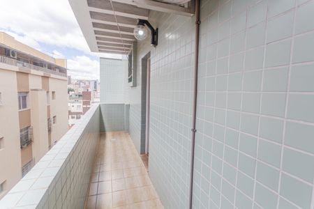 Apartamento para alugar com 217m², 5 quartos e 2 vagas Apartamento para alugar com 217m², 5 quartos e 2 vagasVaranda do Quarto 2