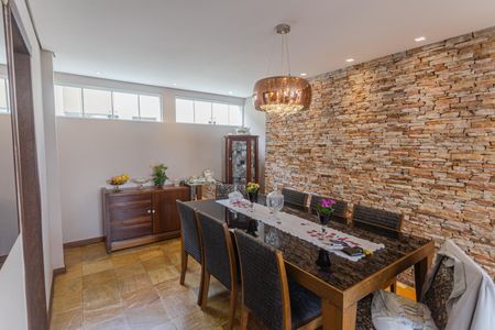 Apartamento para alugar com 217m², 5 quartos e 2 vagas Apartamento para alugar com 217m², 5 quartos e 2 vagasCopa