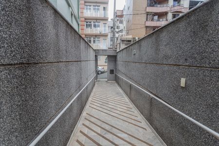 Apartamento para alugar com 217m², 5 quartos e 2 vagas Apartamento para alugar com 217m², 5 quartos e 2 vagasHall de entrada