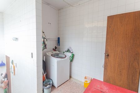 Apartamento para alugar com 217m², 5 quartos e 2 vagas Apartamento para alugar com 217m², 5 quartos e 2 vagasÁrea de Serviço