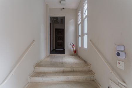 Apartamento para alugar com 217m², 5 quartos e 2 vagas Apartamento para alugar com 217m², 5 quartos e 2 vagasHall de entrada