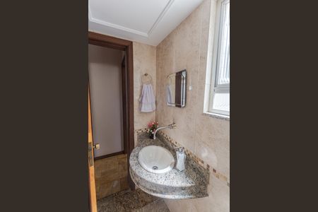 Apartamento para alugar com 217m², 5 quartos e 2 vagas Apartamento para alugar com 217m², 5 quartos e 2 vagasLavabo