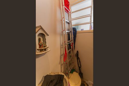 Apartamento para alugar com 217m², 5 quartos e 2 vagas Apartamento para alugar com 217m², 5 quartos e 2 vagasBanheiro do Quarto 5 - Reversível