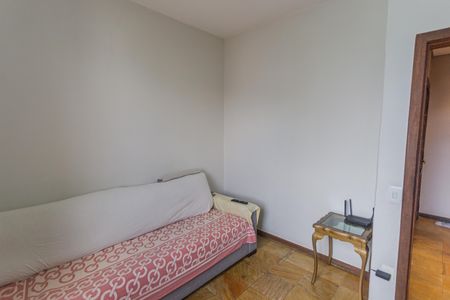 Apartamento para alugar com 217m², 5 quartos e 2 vagas Apartamento para alugar com 217m², 5 quartos e 2 vagasQuarto 3