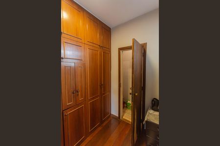 Apartamento para alugar com 217m², 5 quartos e 2 vagas Apartamento para alugar com 217m², 5 quartos e 2 vagasQuarto 5 - Reversível