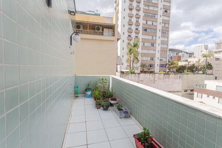 Apartamento para alugar com 217m², 5 quartos e 2 vagas Apartamento para alugar com 217m², 5 quartos e 2 vagasVaranda da Sala