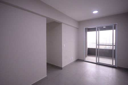 Sala  de apartamento para alugar com 3 quartos, 61m² em Vila Vermelha, São Paulo