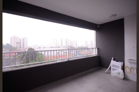 Apartamento para alugar com 61m², 3 quartos e 1 vaga Apartamento para alugar com 61m², 3 quartos e 1 vagaVaranda e Área de Serviço