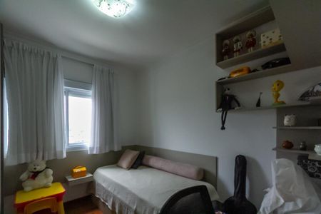 Apartamento à venda com 96m², 3 quartos e 2 vagasQuarto 2