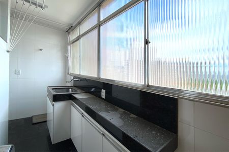 Apartamento para alugar com 100m², 3 quartos e 2 vagas Apartamento para alugar com 100m², 3 quartos e 2 vagasÁrea de Serviço