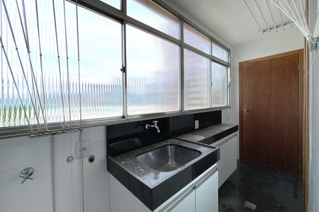 Apartamento para alugar com 100m², 3 quartos e 2 vagas Apartamento para alugar com 100m², 3 quartos e 2 vagasÁrea de Serviço