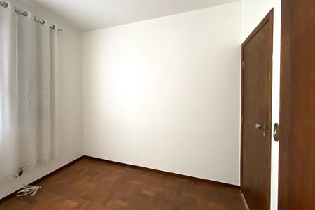 Apartamento para alugar com 100m², 3 quartos e 2 vagas Apartamento para alugar com 100m², 3 quartos e 2 vagasQuarto
