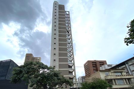 Apartamento para alugar com 100m², 3 quartos e 2 vagas Apartamento para alugar com 100m², 3 quartos e 2 vagasFachada