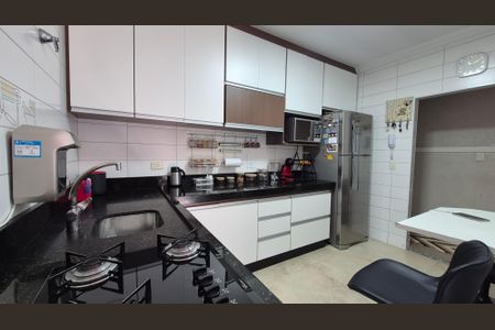 Apartamento à venda com 68m², 2 quartos e 1 vagaCozinha
