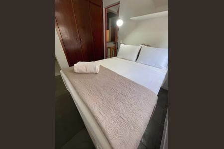 Studio para alugar com 37m², 1 quarto e 1 vaga Studio para alugar com 37m², 1 quarto e 1 vagaQuarto