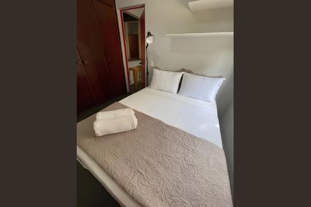 Studio para alugar com 37m², 1 quarto e 1 vaga Studio para alugar com 37m², 1 quarto e 1 vagaQuarto