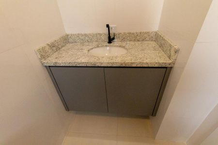 Studio para alugar com 24m², 1 quarto e sem vaga Studio para alugar com 24m², 1 quarto e sem vagaBanheiro Social