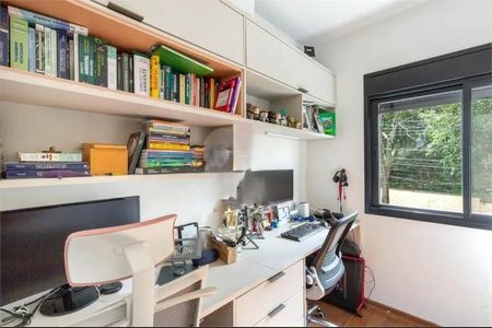 Apartamento para alugar com 248m², 4 quartos e 2 vagas