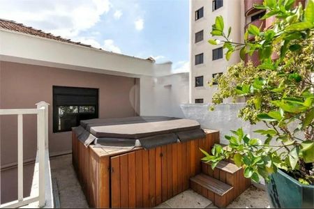 Apartamento para alugar com 248m², 4 quartos e 2 vagas