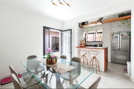 Apartamento para alugar com 248m², 4 quartos e 2 vagas