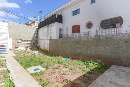 Casa à venda com 153m², 1 quarto e sem vaga Casa à venda com 153m², 1 quarto e sem vagaQuintal