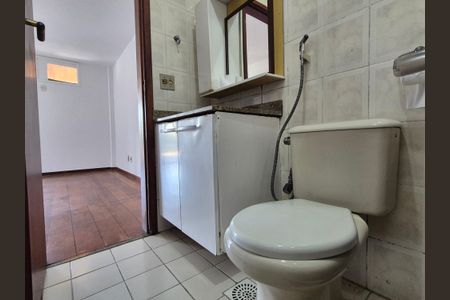 Apartamento à venda com 108m², 2 quartos e 1 vagaBanheiro suite 