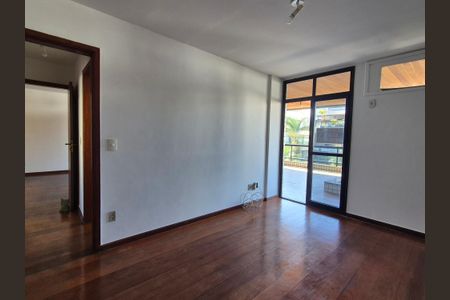 Apartamento à venda com 108m², 2 quartos e 1 vagaSuíte 