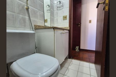 Apartamento à venda com 108m², 2 quartos e 1 vagaBanheiro 