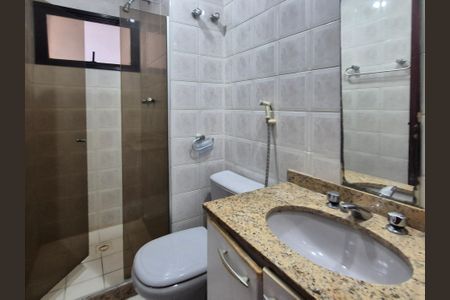 Apartamento à venda com 108m², 2 quartos e 1 vagaBanheiro 