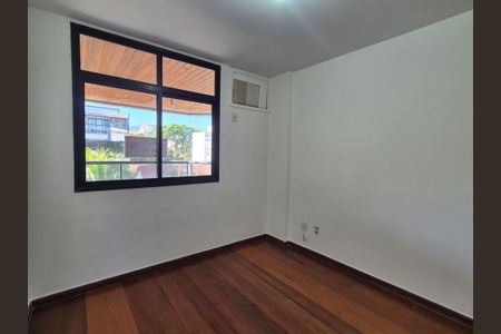 Apartamento à venda com 108m², 2 quartos e 1 vagaQuarto 